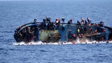 Photo of 17 migrants dead, 100 rescued as ship sinks off Greece