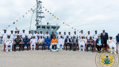 Photo of Akufo-Addo presents 5 boats to Ghana Navy; commissions oil spill vessel